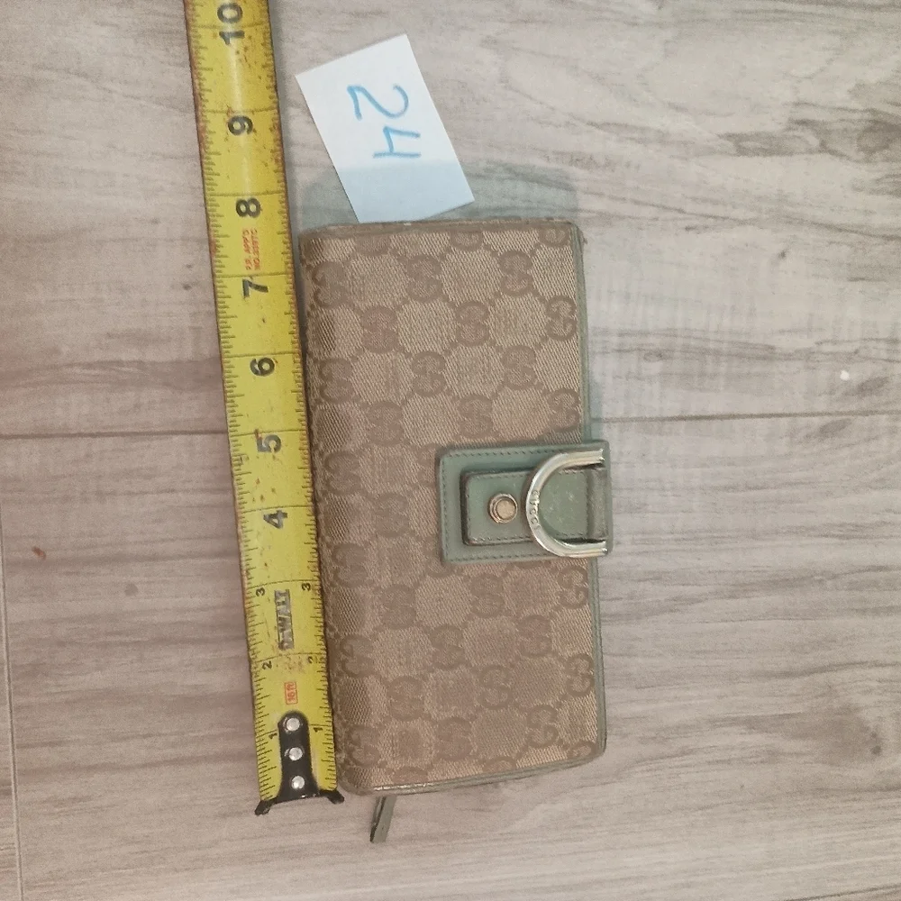 Authentic GUCCI Brown Gold Monogram leather bag bifold D Ring wallet - Picture 15 of 16
